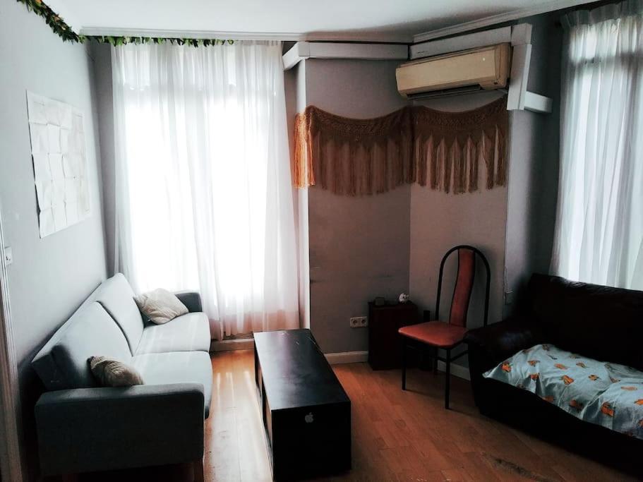 מדריד Apartamento Hotel Montana Lavapies מראה חיצוני תמונה
